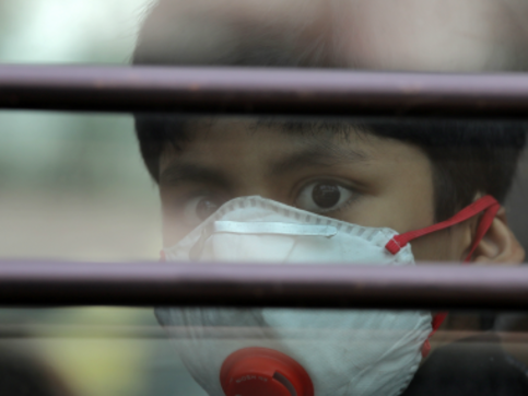 Delhi air quality slips to 'very poor' day after recording 'unusual improvement'; agencies attribute it to decline in wind speed Delhi air quality slips to 'very poor' day after recording 'unusual improvement'; agencies attribute it to decline in wind speed